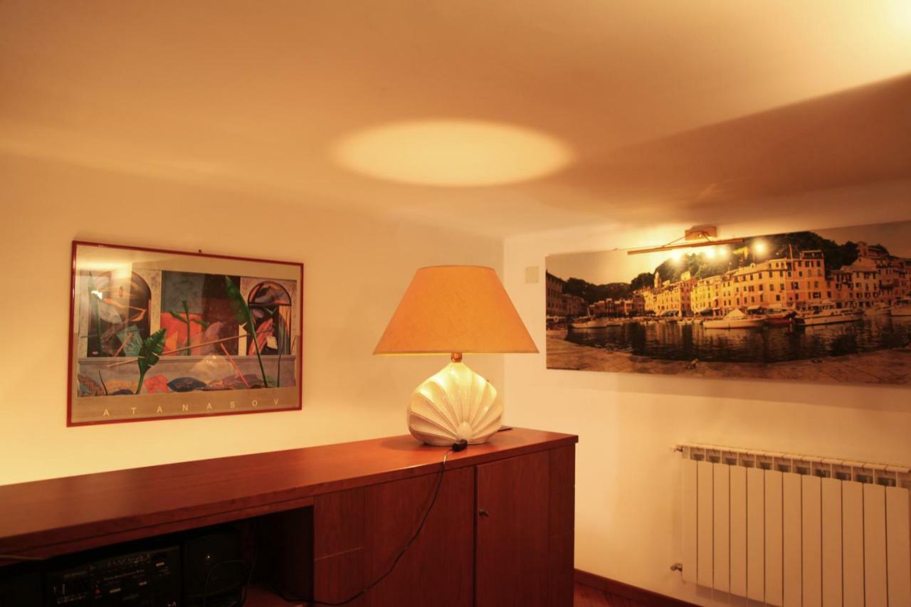 Appartamento Elegante Monolocale Genova Esterno foto